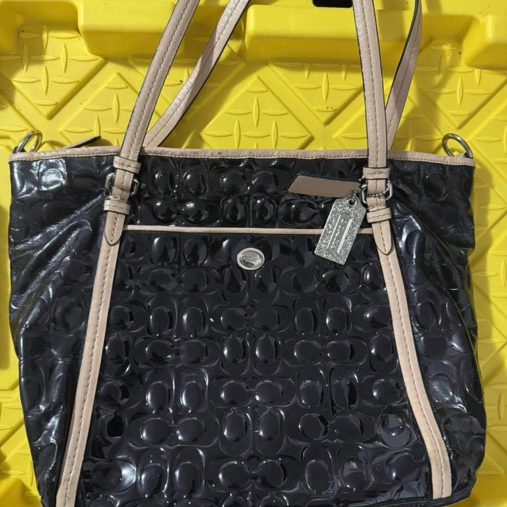 Coach Black and Tan Shoulder Bag